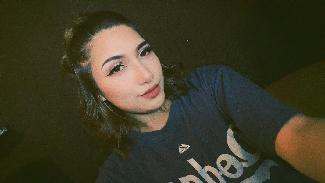 Lyssa - Wishlist | Throne