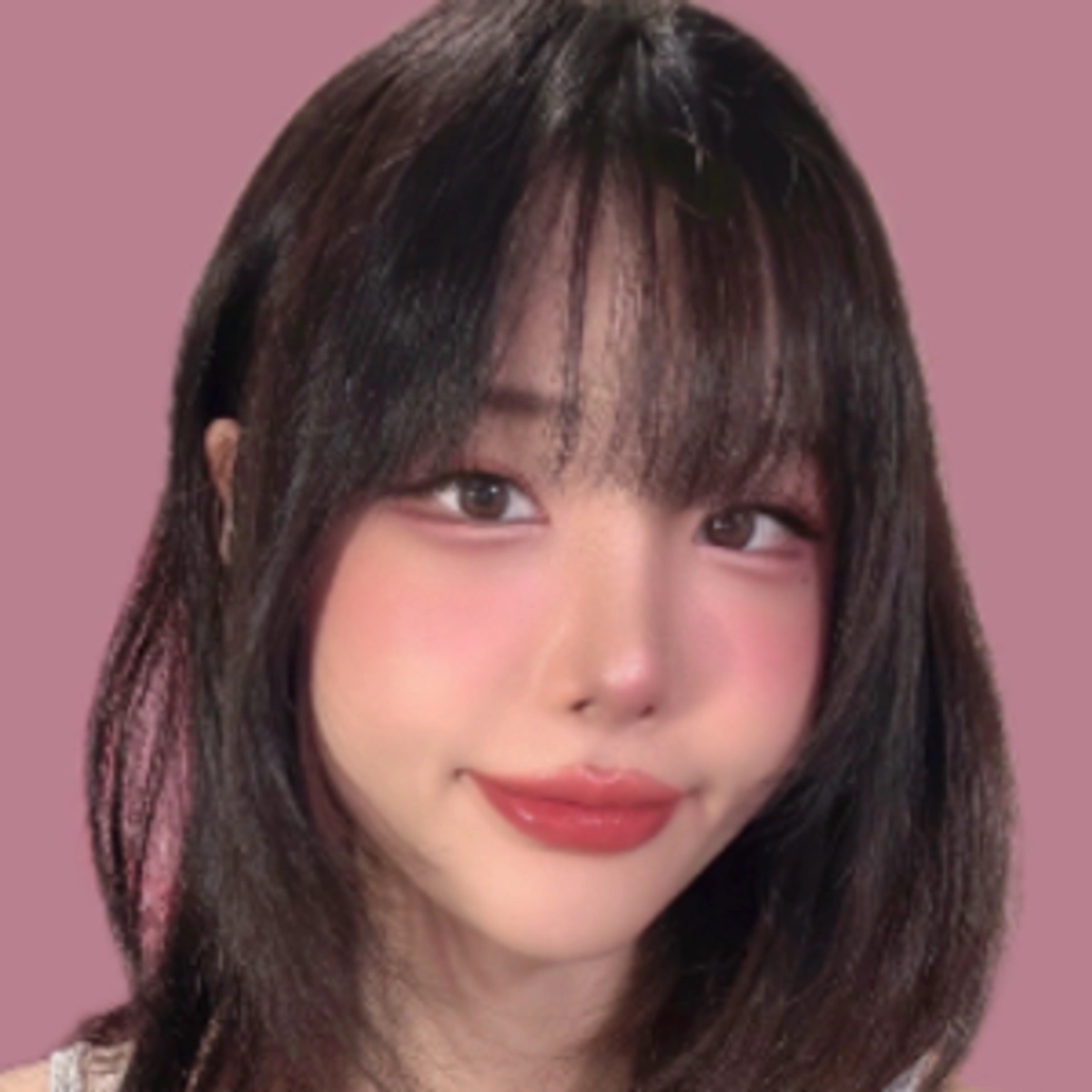 Throne profile picture for @suntokki