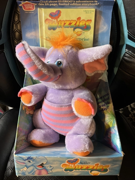 1984 Vintage Plush Wuzzles Eleroo's Big Surprise with Book