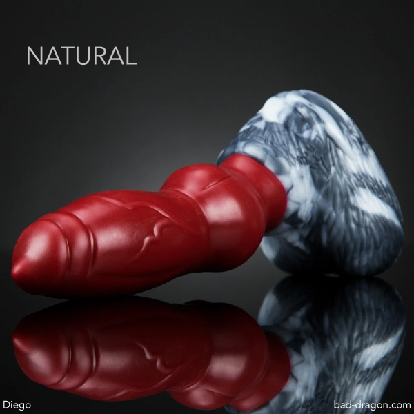 Diego the Direwolf, Medium