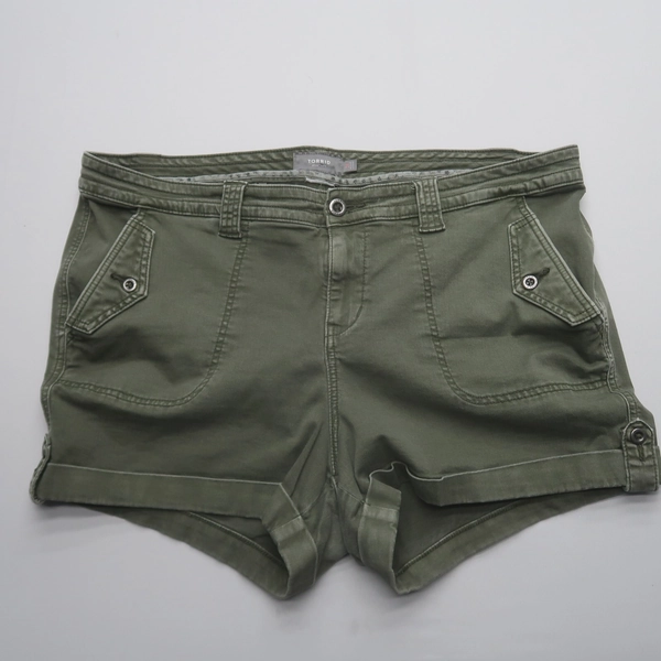 LARA CROFT Torrid Womens Utility Shorts Plus Size 20 Green Cuffed Twill Chino Stretch