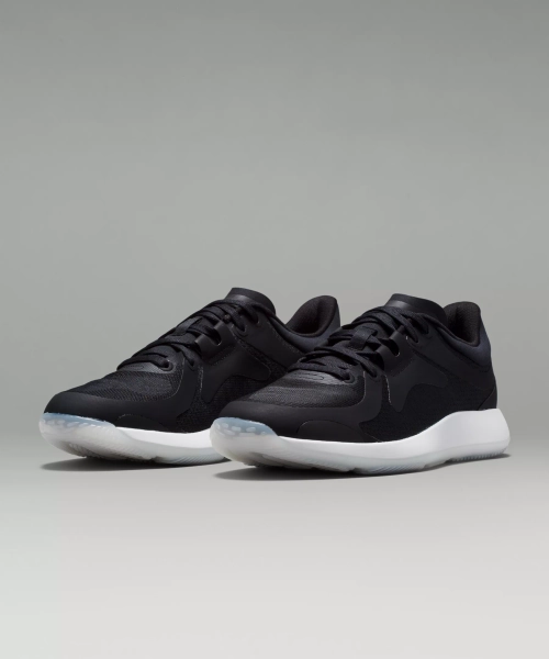 Women's Strongfeel Training Shoe - Black/Graphite Grey/White - 9