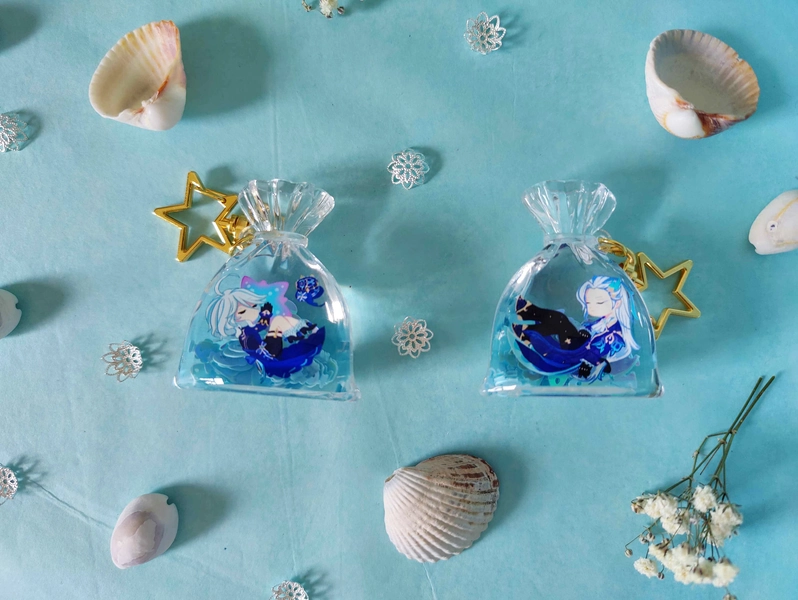 Furina and Neuvillette fish bag keychains
