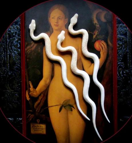 Serpent Carved Bone Hairstick