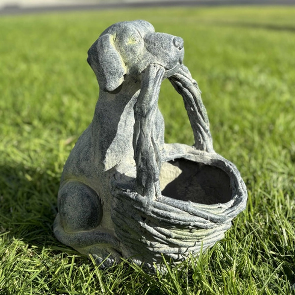 Finch Dog Basket Planter