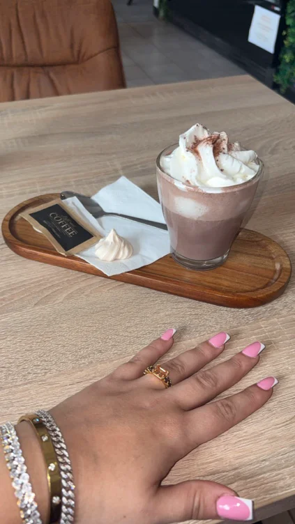 Hot chocolate 