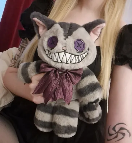 Victorian McGee's Cheshire Cat - Plush Stuffed Animal