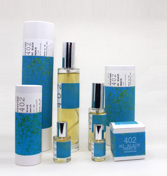 402 Black March | CB I HATE PERFUME