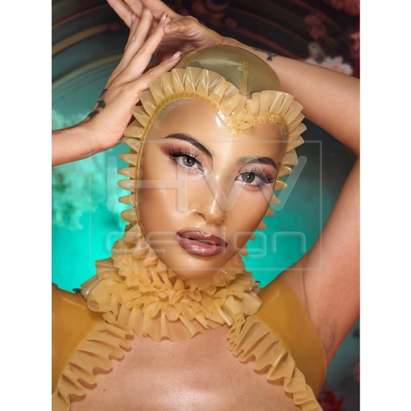 HOOD 76 - Latex Hood with frills