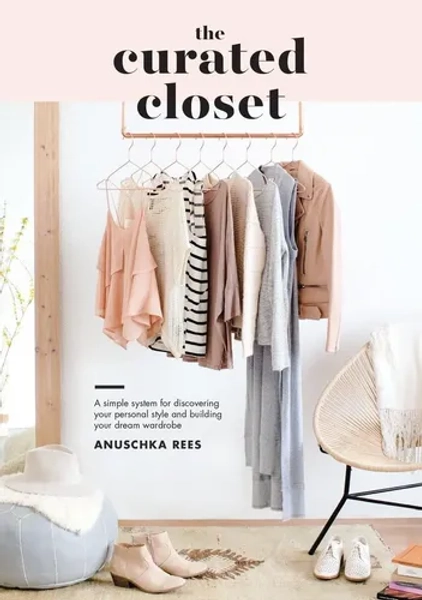 📚 Libro: The Curated Closet