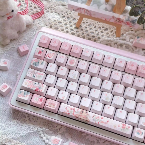 Limited Edition - Bunny in Strawberries Theme Keycap Set for Mechanical Keyboard