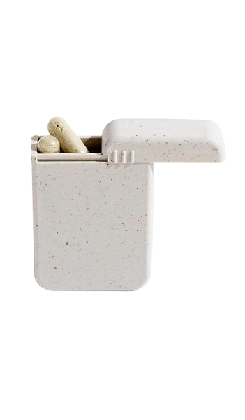 And Repeat AndAround Travel Pill Case in Beauty: NA.