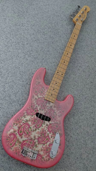 ❤️❤️❤️ FENDER Japan Pink Paisley Precision Bass 1968 RI | Reverb