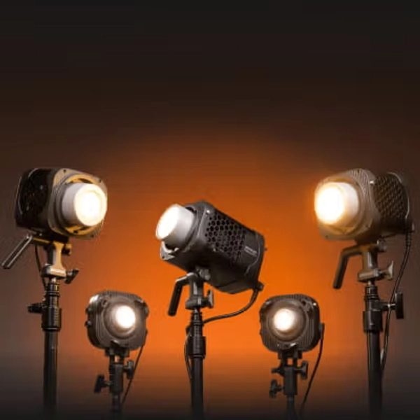 Amaran Verge Max + Verge Stand Adapter Bundle