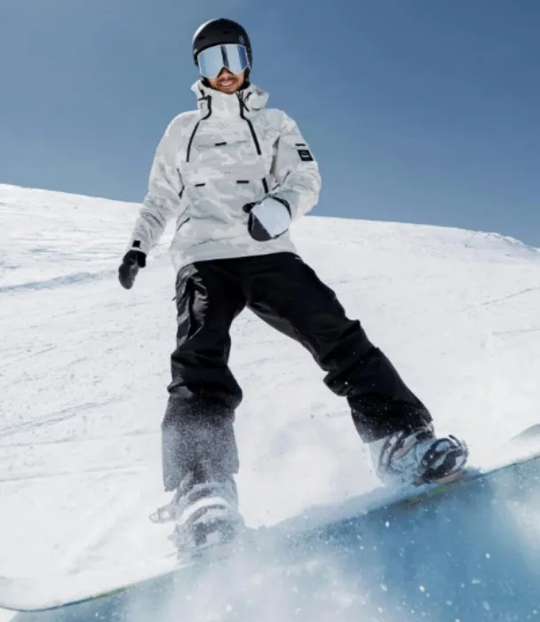 SNOWBOARD GEARS/PARK LESSONS