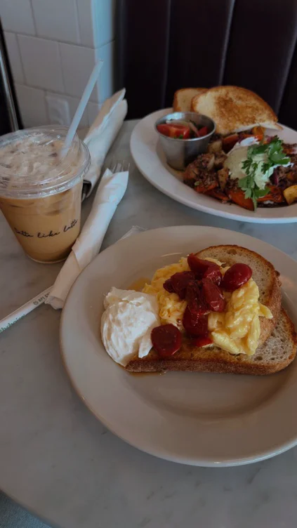 Breakfast 🍳