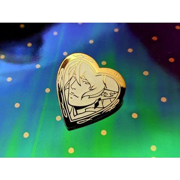 Aymeric Heart Glitter Enamel Pin | FFXIV | Final Fantasy
