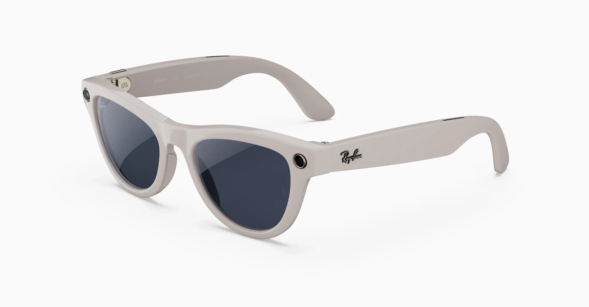 Ray-Ban Meta Skyler (Gen 2) Shiny Chalky Gray AI Glasses with Sapphire Transitions® Lenses