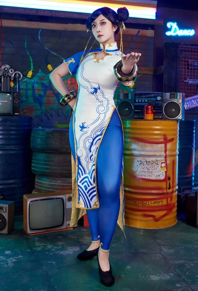 Officially Licensed Chun-Li Cos