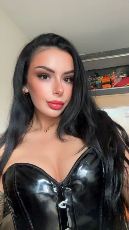 ✨Enter my world✨ £50