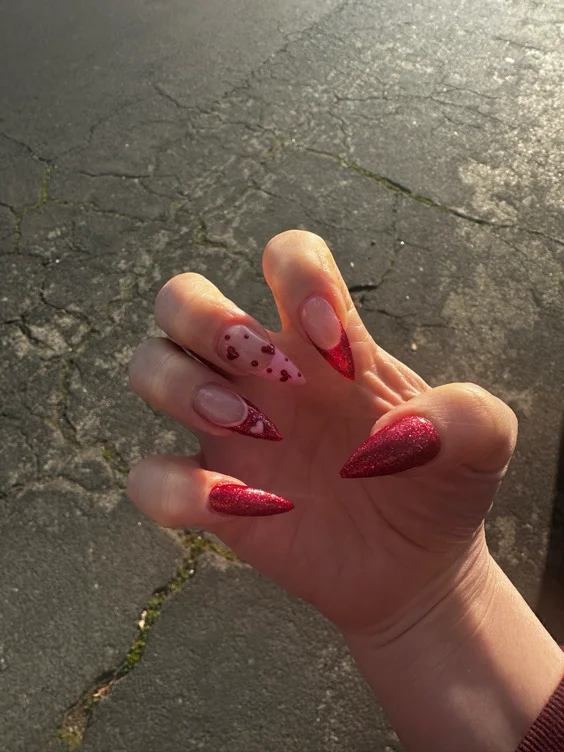 Valentine nails 🩷