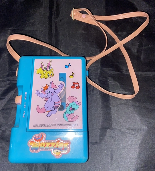 THE WUZZLES 1985  Hasbro Bradley Walt Disney Tape Player RARE
