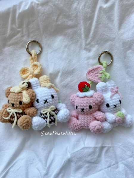 Crochet Bunny and Bear Sweet Keychain Set, Cute Handmade Animal Bag Charms, Kawaii Gifts for Her, Pastel Couple Gift, Handbag Accessories - Etsy Australia