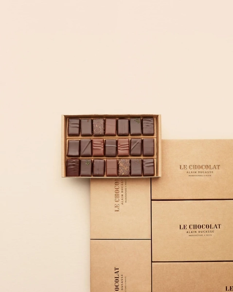 Flavoured Ganaches Le Chocolat Alain Ducasse - Box 21 pieces of luxury French chocolate