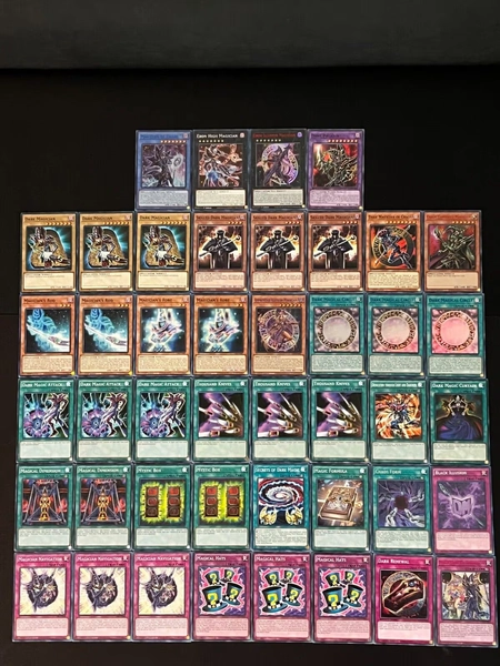 Yugioh Dark Magician Deck