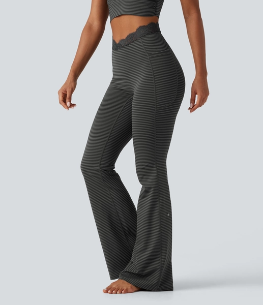 Steel Stripe V-Shaped High Waisted Contrast Lace Stripe Yoga Flare Leggings with Pockets