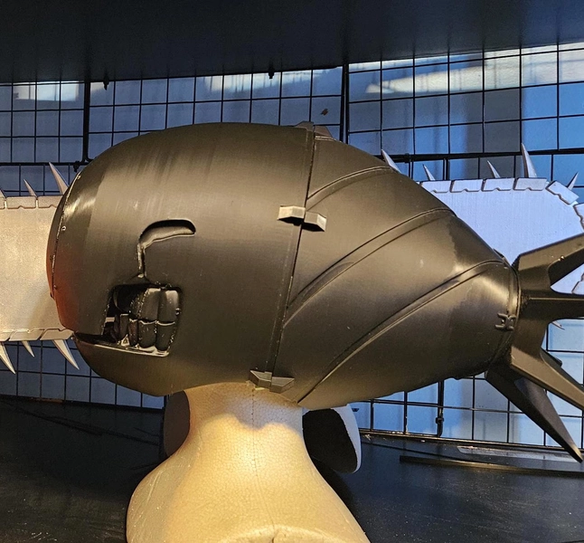 Kit bruto para impressão 3D de capacete de demônio Reze Bomb inacabado