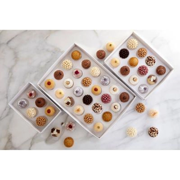 Handmade Brigadeiro Truffles Gift Box | Gluten-Free | Assorted Delicious Dessert | Gourmet Sweet Gifts | Valentine's Day | Mother's Day