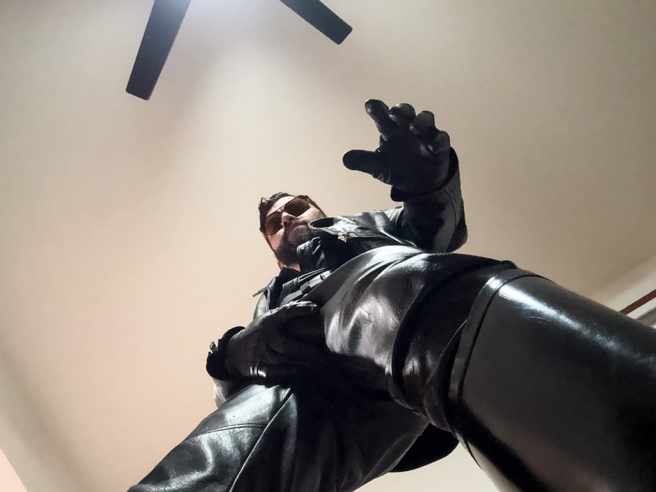 LEATHER GEAR
