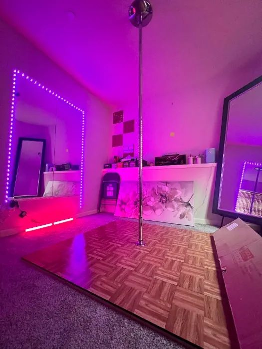 Pole dance classes