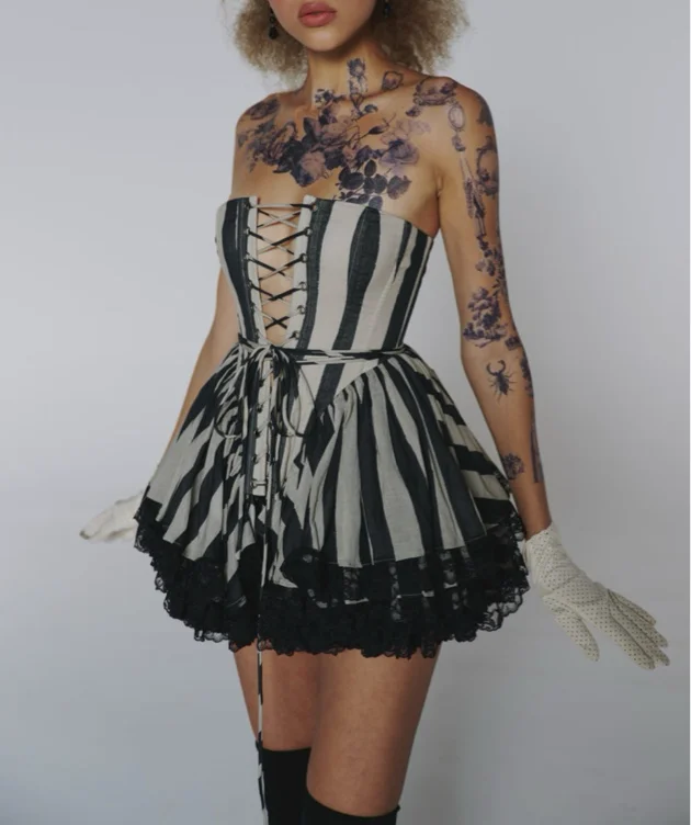 AVN Awards - corset dress