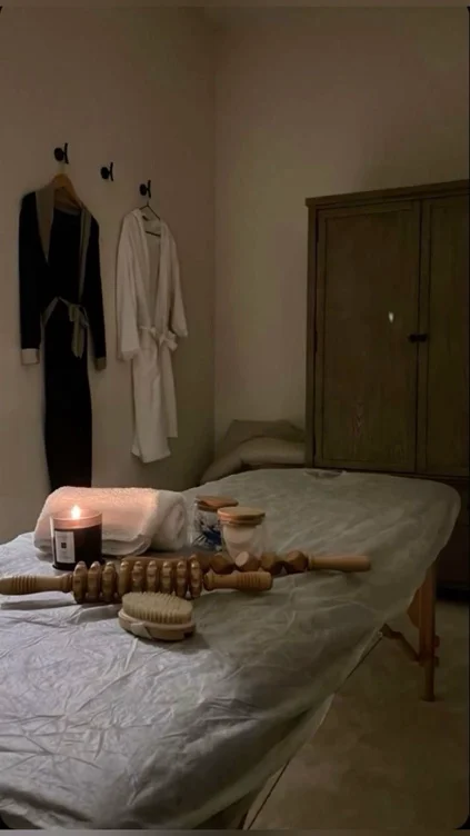 90 min Massage + 30 min Reflexology 