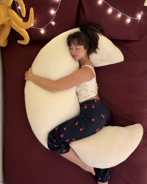 MoonSpoon™ Crescent Body Pillow