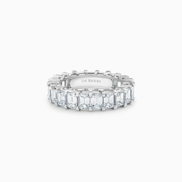 DB Classic emerald-cut diamond eternity band in platinum