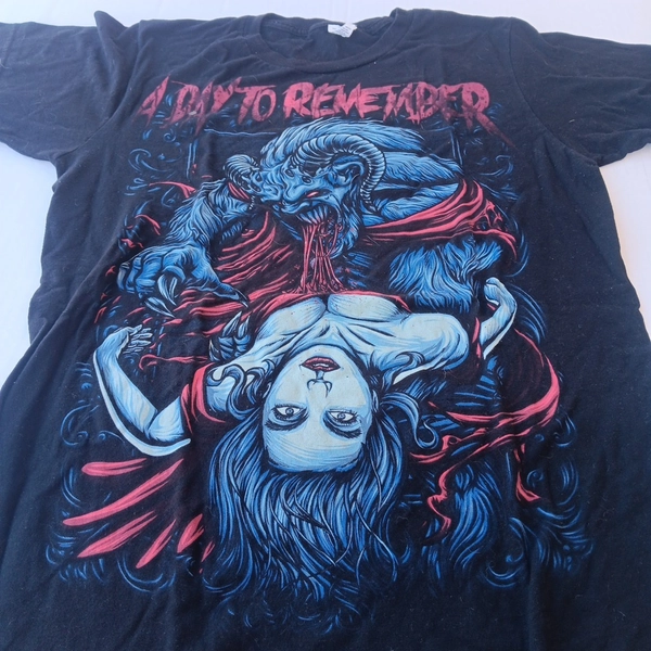 Vintage A Day To Remember Band Beauty And The Beast Graphic T-Shirt Men’s Small
