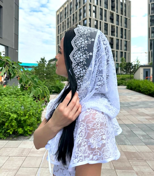 Chapel veil