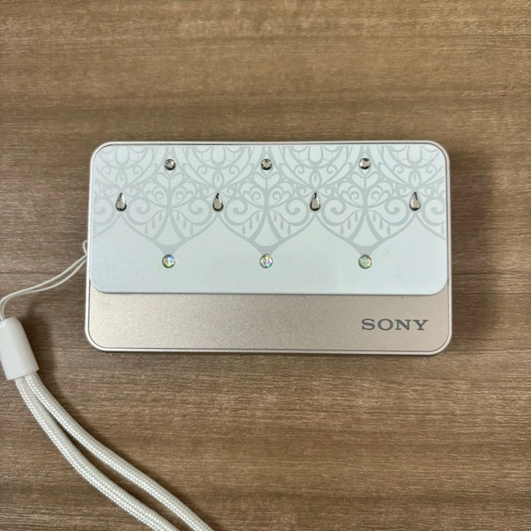 Sony Cyber-Shot DSC-T110D Digital Camera 16.1MP 5x Optical Zoom Touch Screen