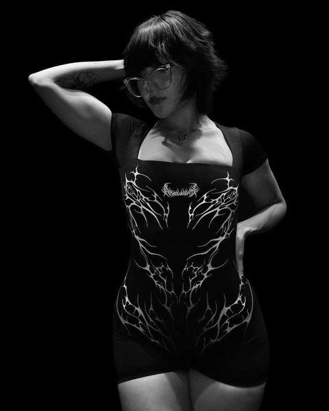 Breathedivinity - Marca de Roupas de Fitness e Esportes Femininas, Vestuário de Uma Peça