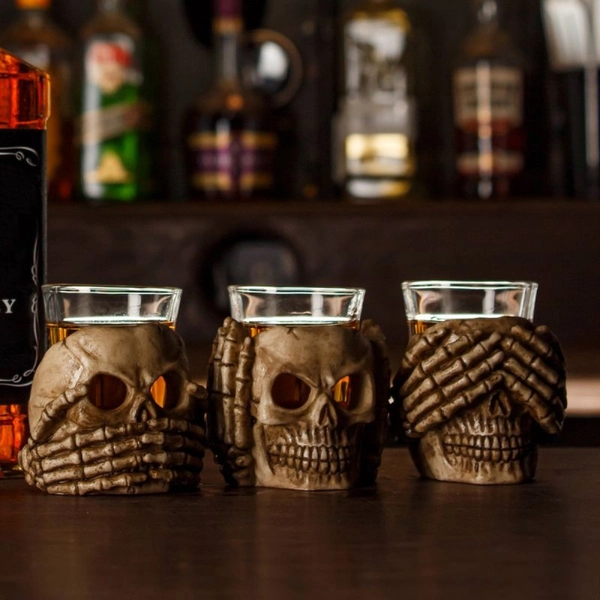 Skelet Shotglas til 149 kr. på Temashop.dk