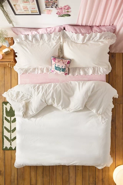 White Lace Ruffle Duvet Set