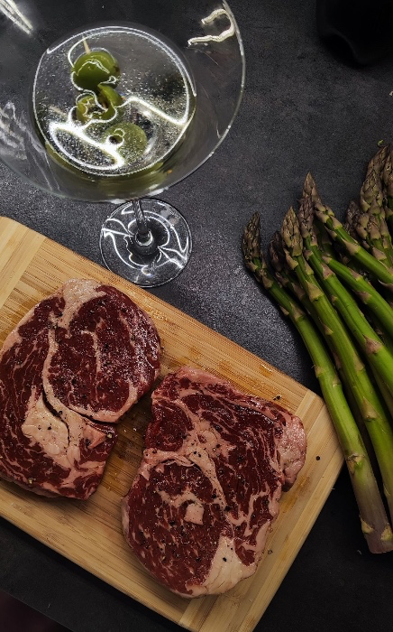 give that girl a STEAK