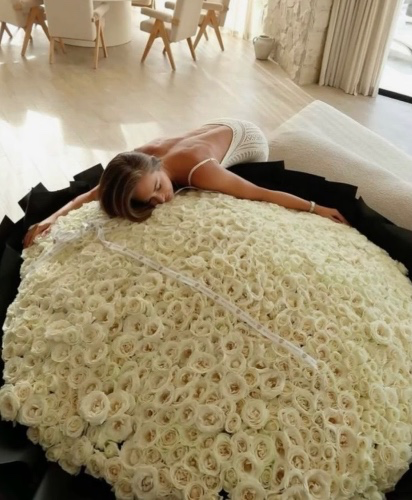 Large flower arrangements 