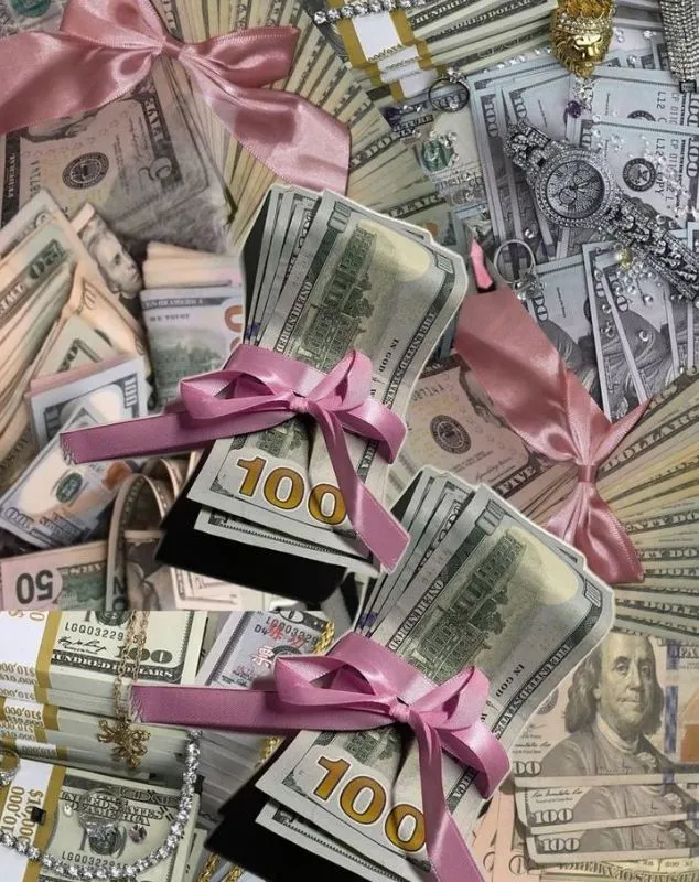 money 💫