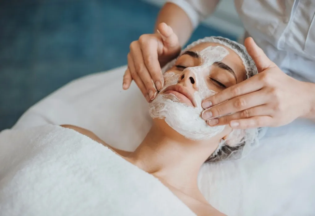 Moisturizing Facial