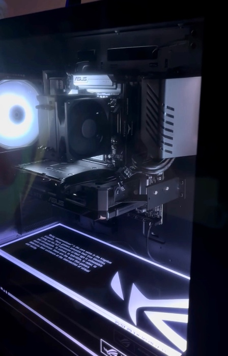 ASUS - ROG G700 Gaming Desktop