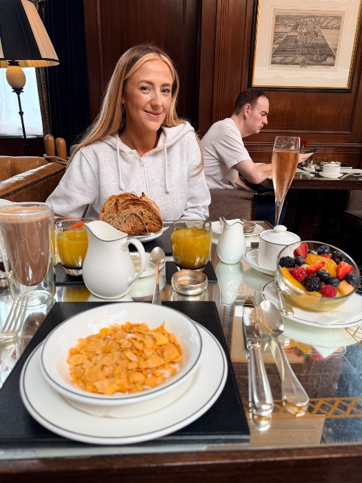 Breakfast 